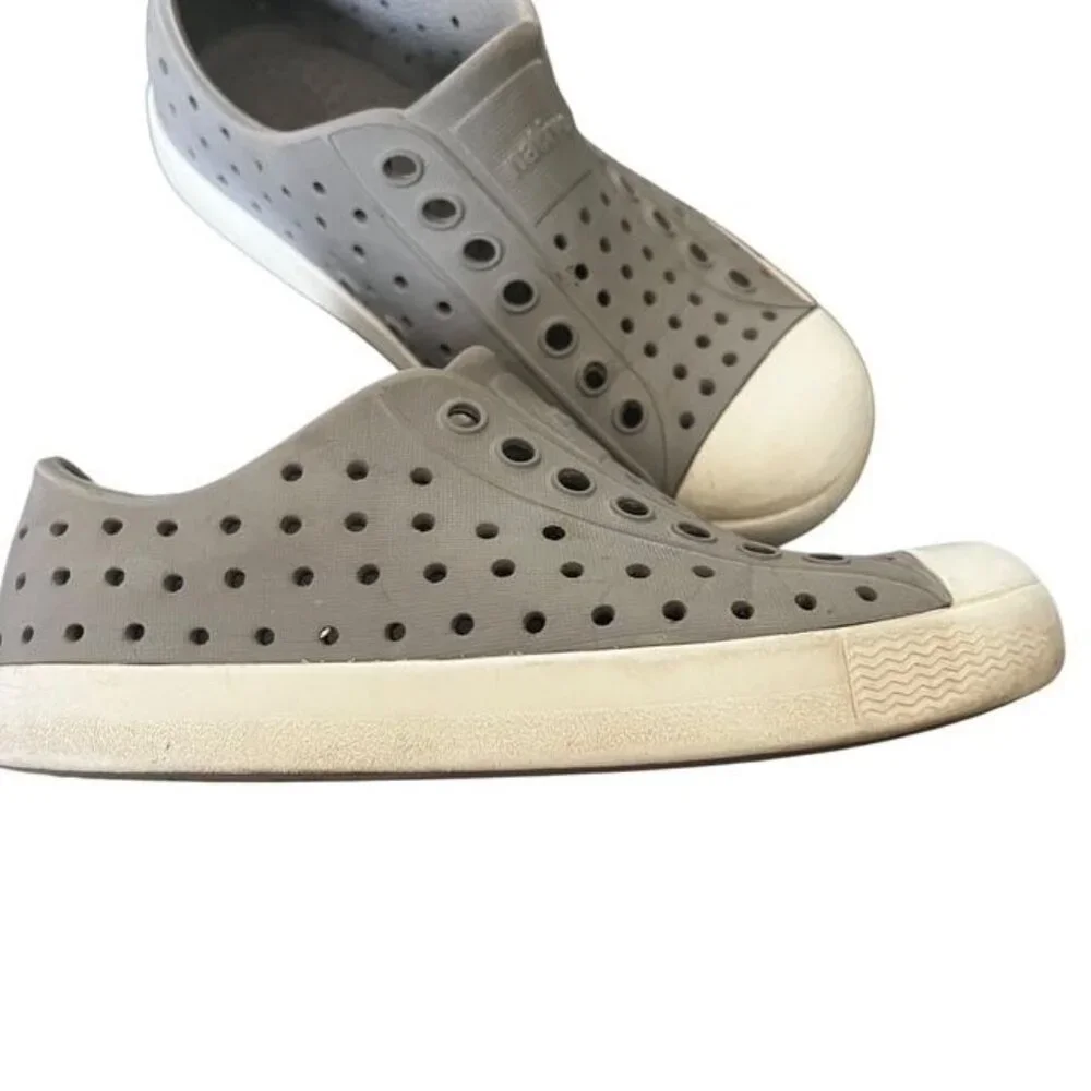 Native Shoes Little Kids Gray Slip On Shoes Size C 9